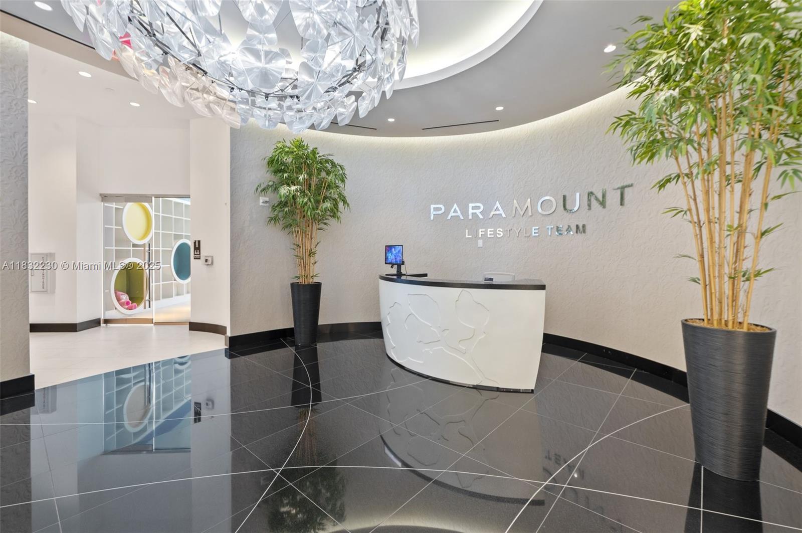 PARAMOUNT MIAMI WORLDCENT - Residential
