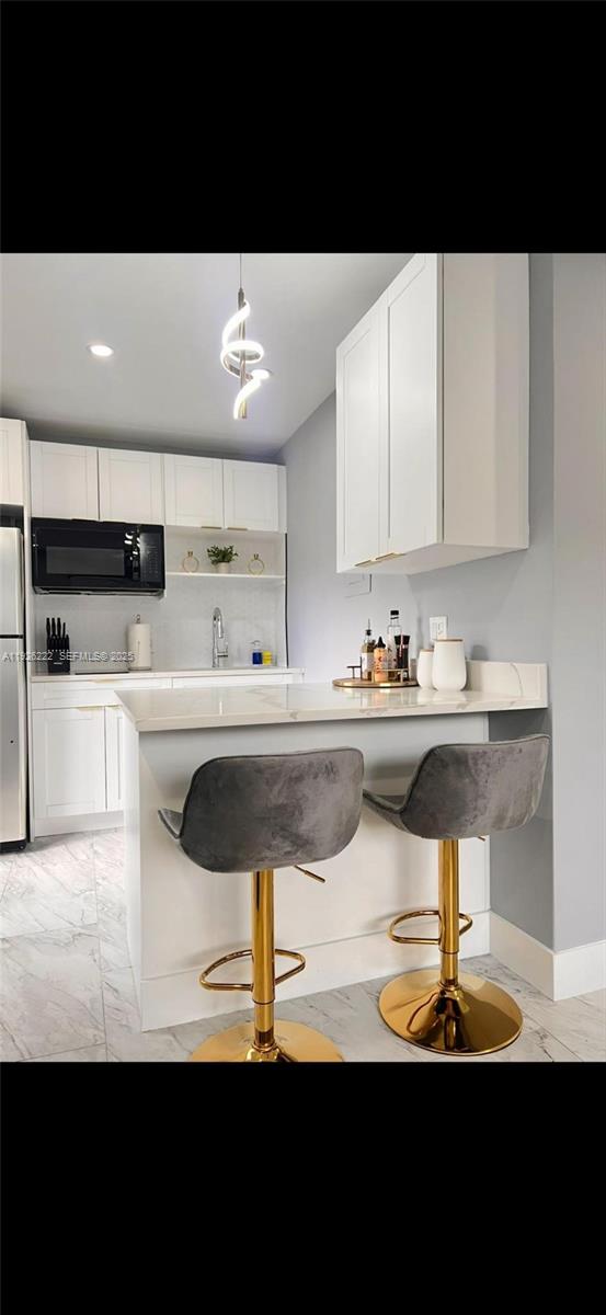 CLAIR LAKE - Residential Income