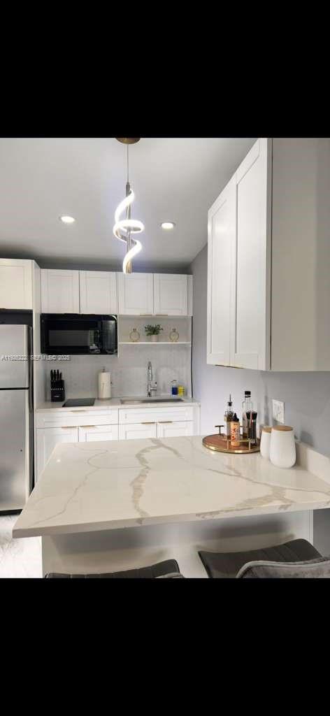 CLAIR LAKE - Residential Income