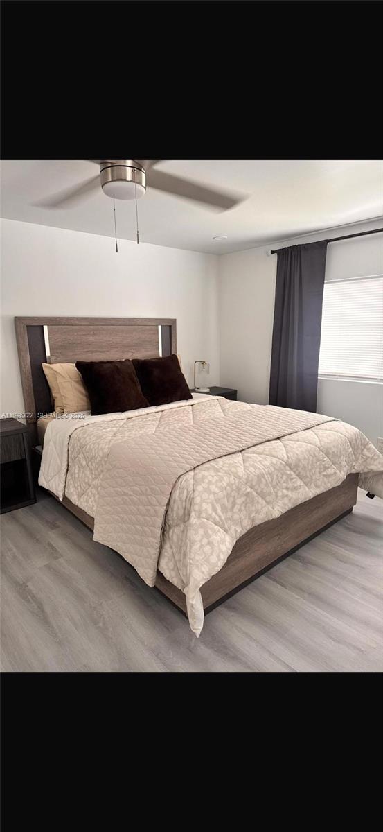 CLAIR LAKE - Residential Income