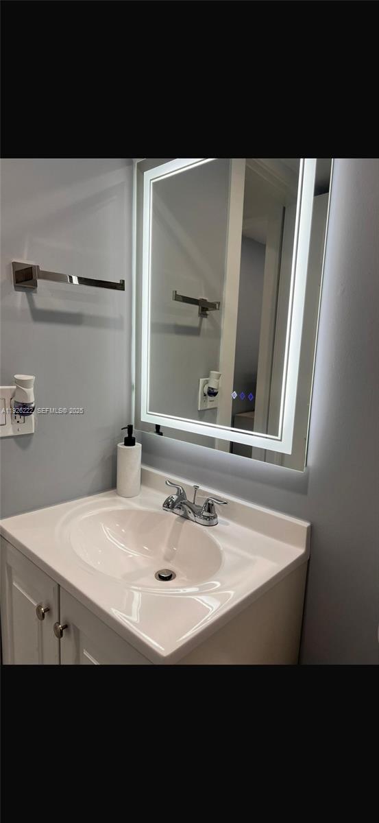 CLAIR LAKE - Residential Income