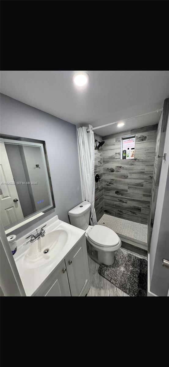 CLAIR LAKE - Residential Income