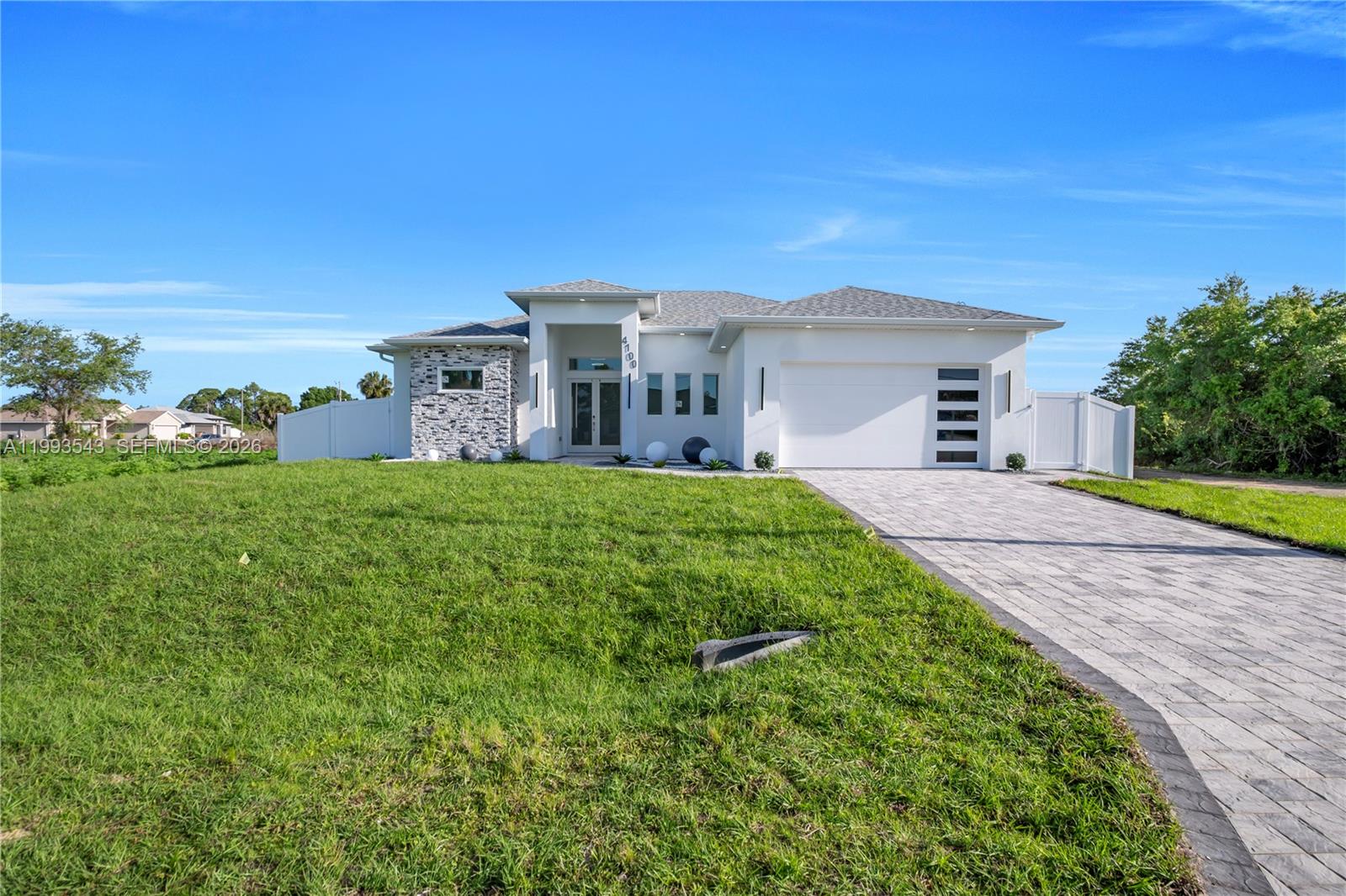 LEHIGH ACRES - Residential