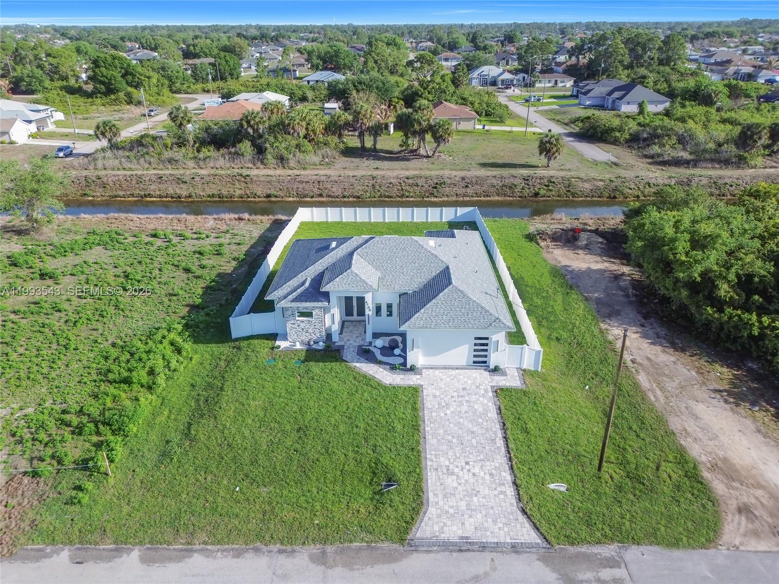 LEHIGH ACRES - Residential
