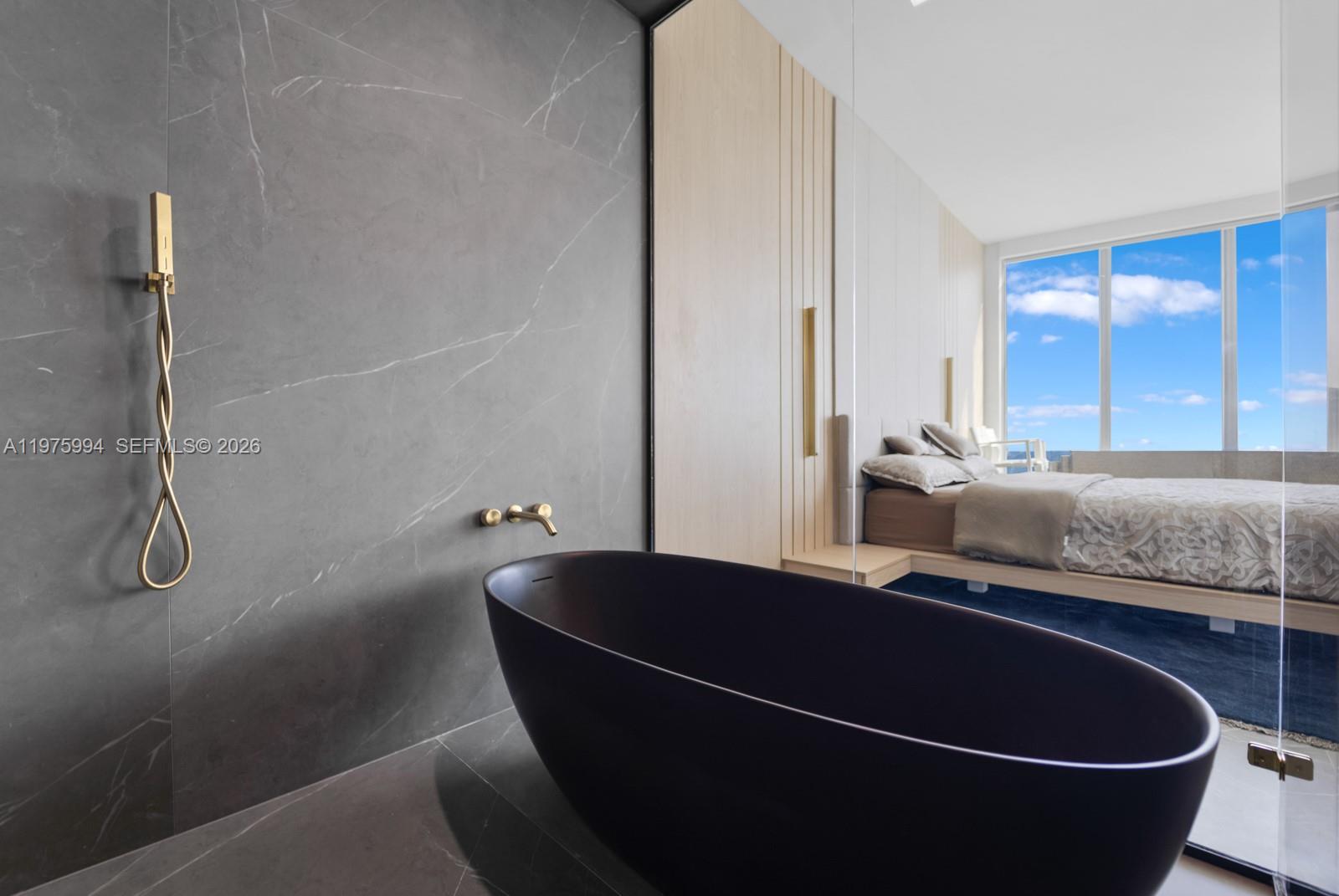 BISCAYNE BEACH CONDO - Residential