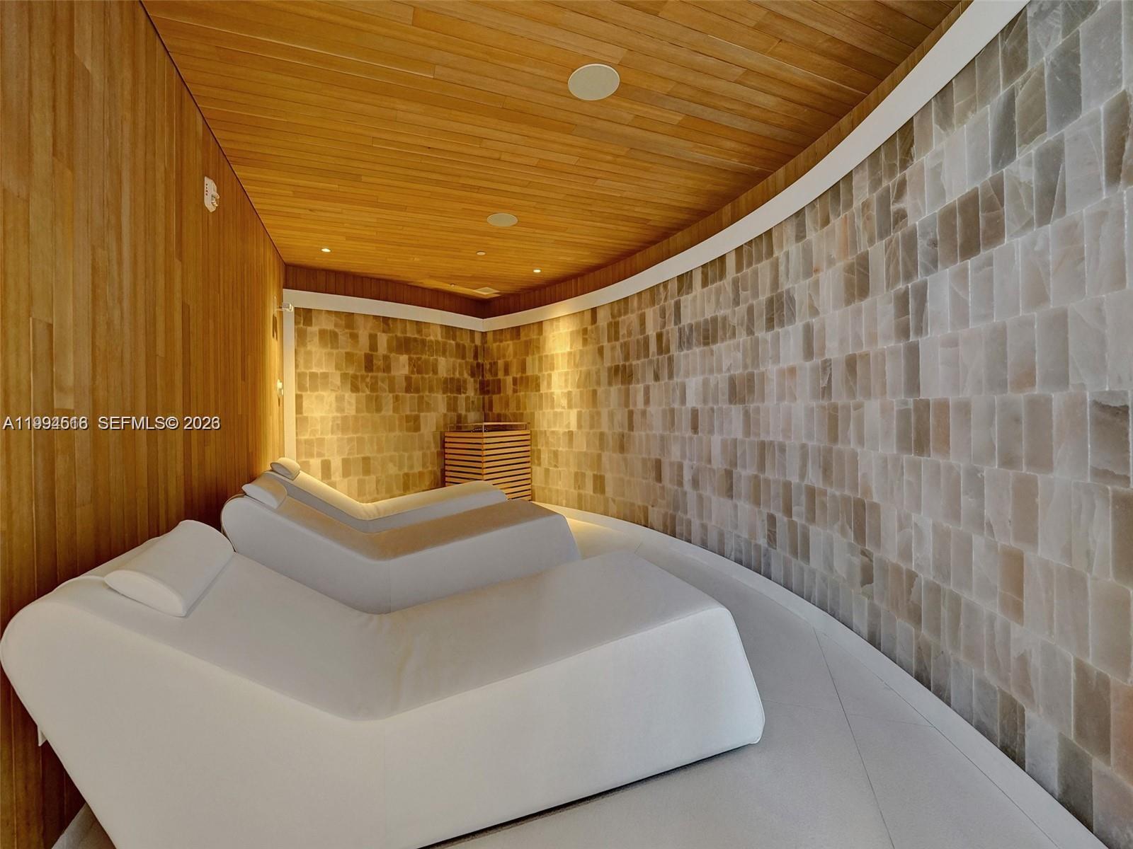 ESTATES AT ACQUALINA - Residential Lease