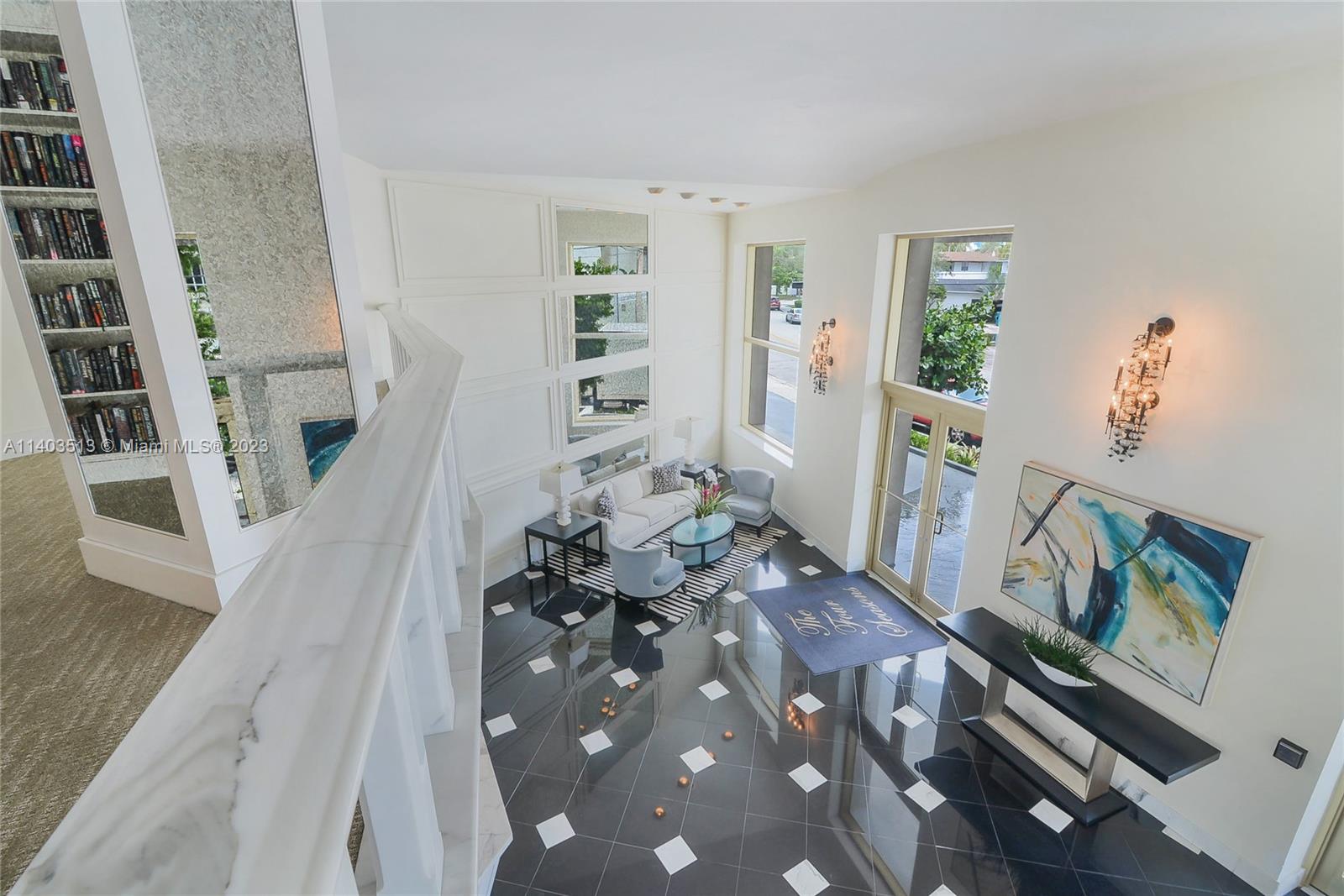 FOUR SEASONS CONDO - Residential