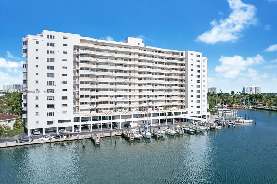Perfect for boaters and pet friendly.  2 BR/2 BA plus den at The Four Seasons, a boutique luxury residence located on Sunset Lake and less than one block to Las Olas Boulevard and the Intracoastal. Features include spectacular lake and skyline views, oversized rooms, gourmet kitchen, terrace with lake views, impact glass, private entrance off of garage and more. Maintenance fee includes reserves, majority of A/C cost, hot water, wi-fi and cable. Second bedroom is an interior bedroom.  Dockage currently available up to a 40+' boat.  Rate is $10.00 per foot per month. Large dogs allowed and unit can be rented immediately for annual lease.  Close proximity to the beach, downtown, airport and all major roads.  Exterior restoration in process and seller to pay the $25,425 special assessment.