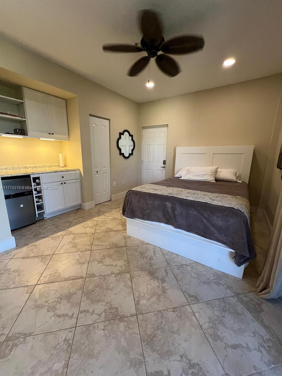 SEA OAKS CONDO - Residential