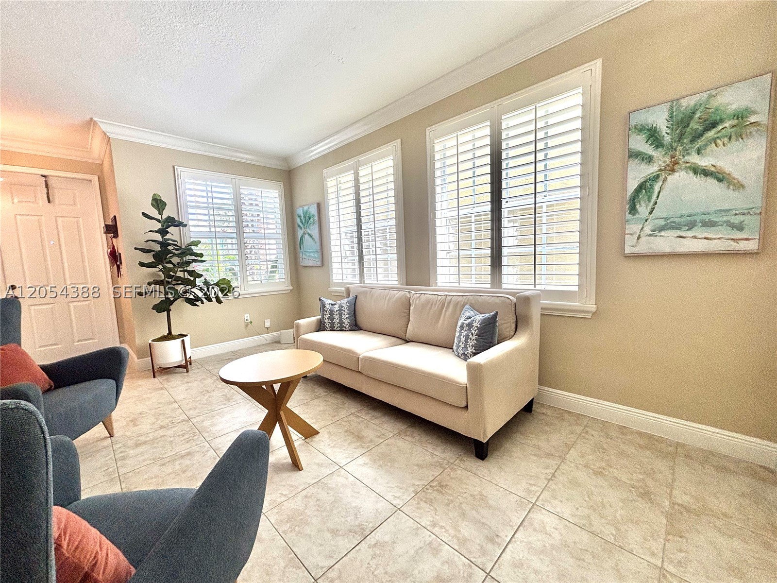 9109 Dupont Pl