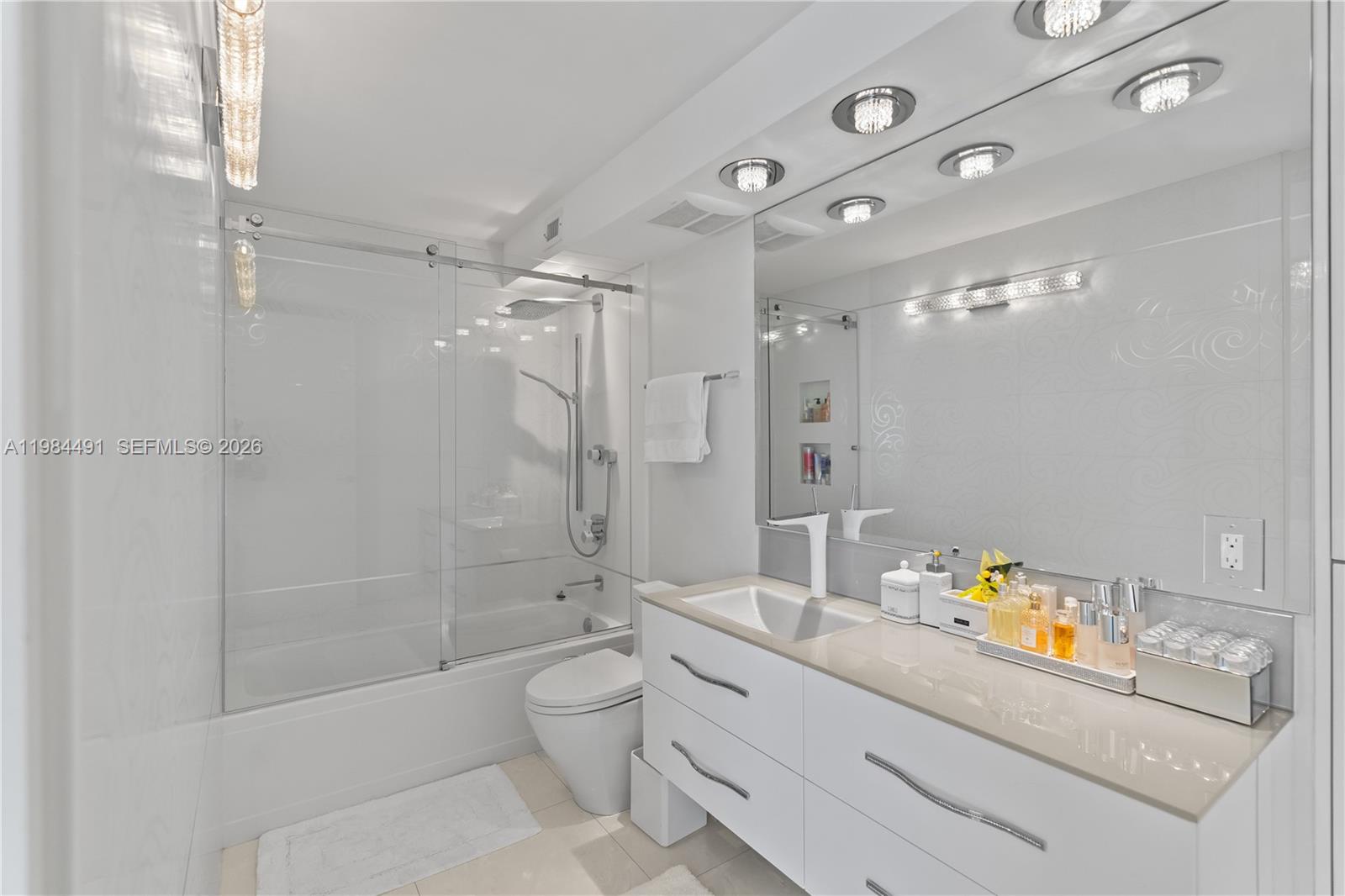 LA MER ESTATES EAST CONDO - Residential