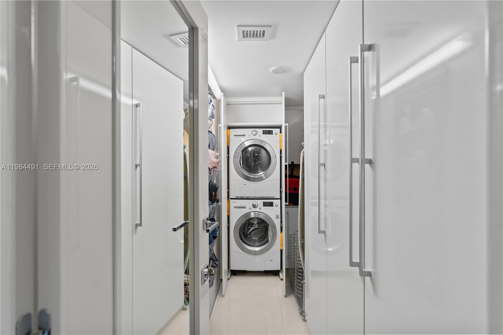 LA MER ESTATES EAST CONDO - Residential