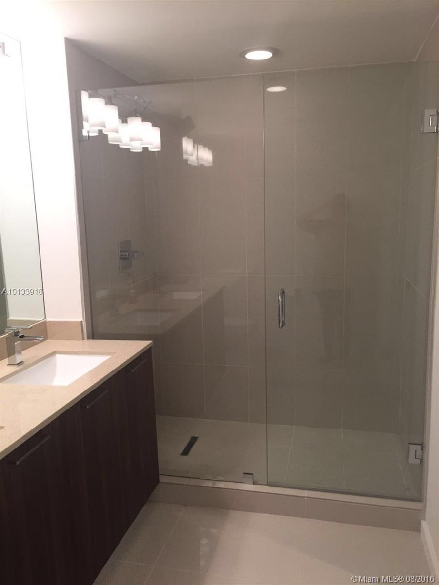 5252 PASEO CONDOMINIUM - Residential Lease