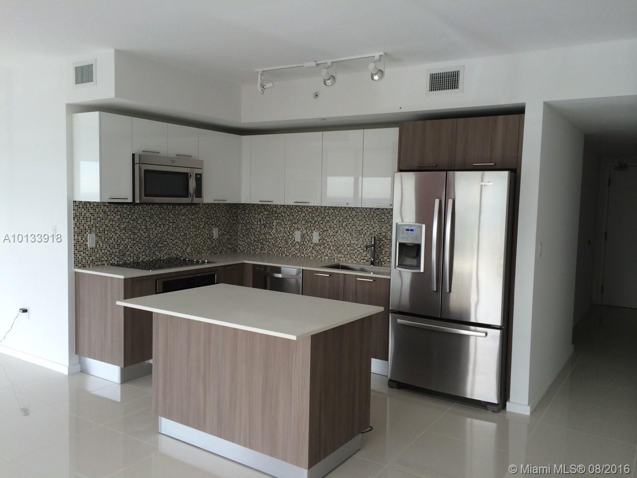 5252 PASEO CONDOMINIUM - Residential Lease