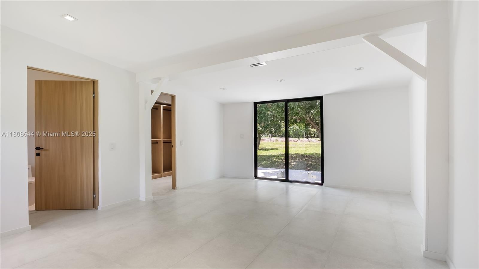 REDLANDS - Residential