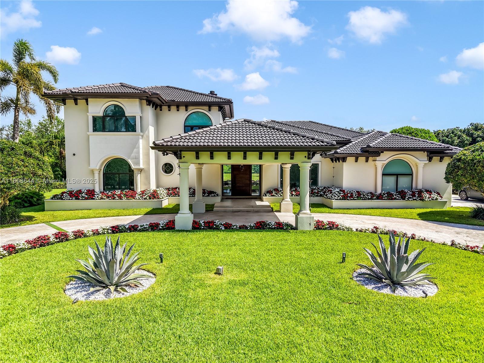 REDLANDS - Residential