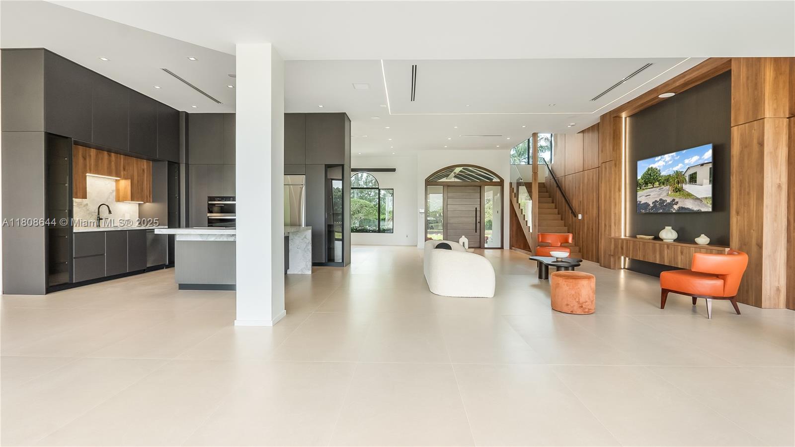 REDLANDS - Residential