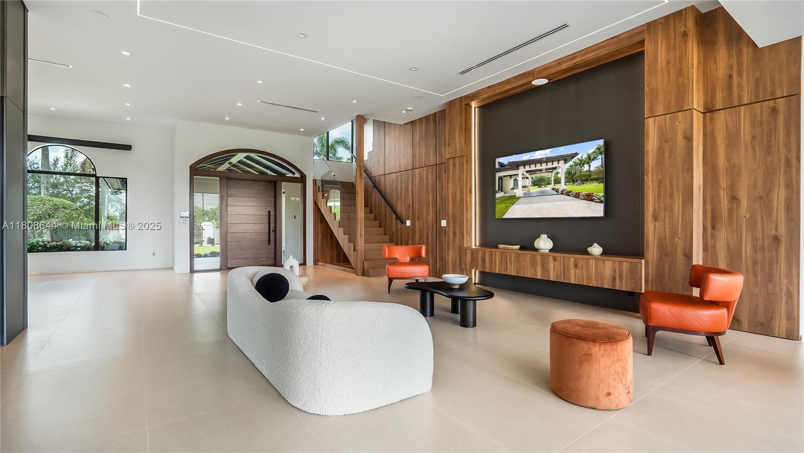 REDLANDS - Residential