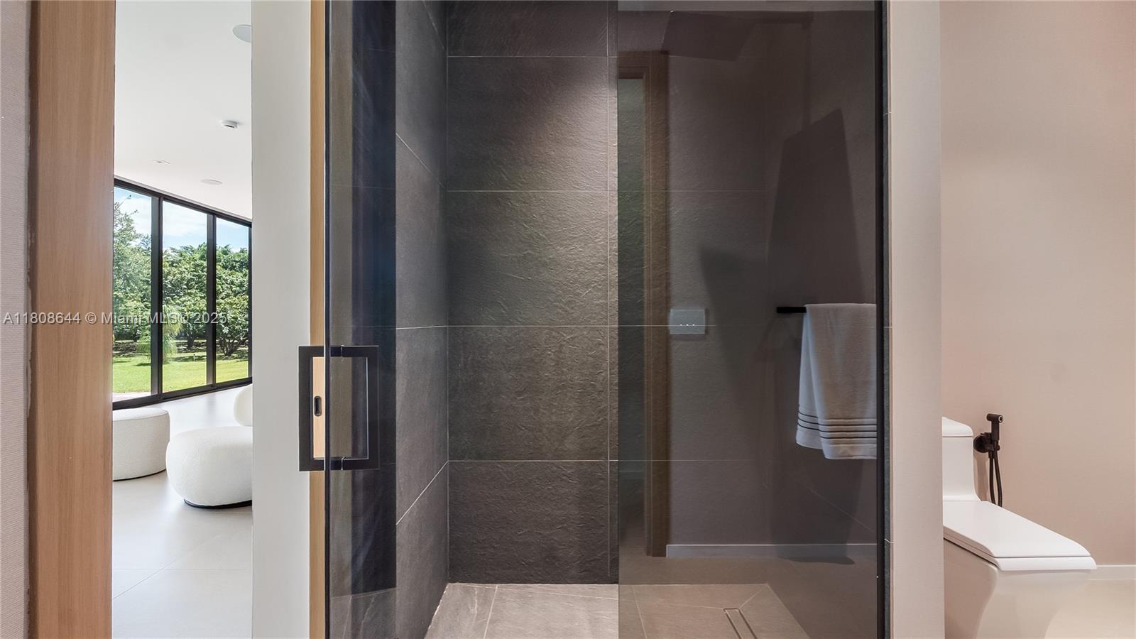 REDLANDS - Residential