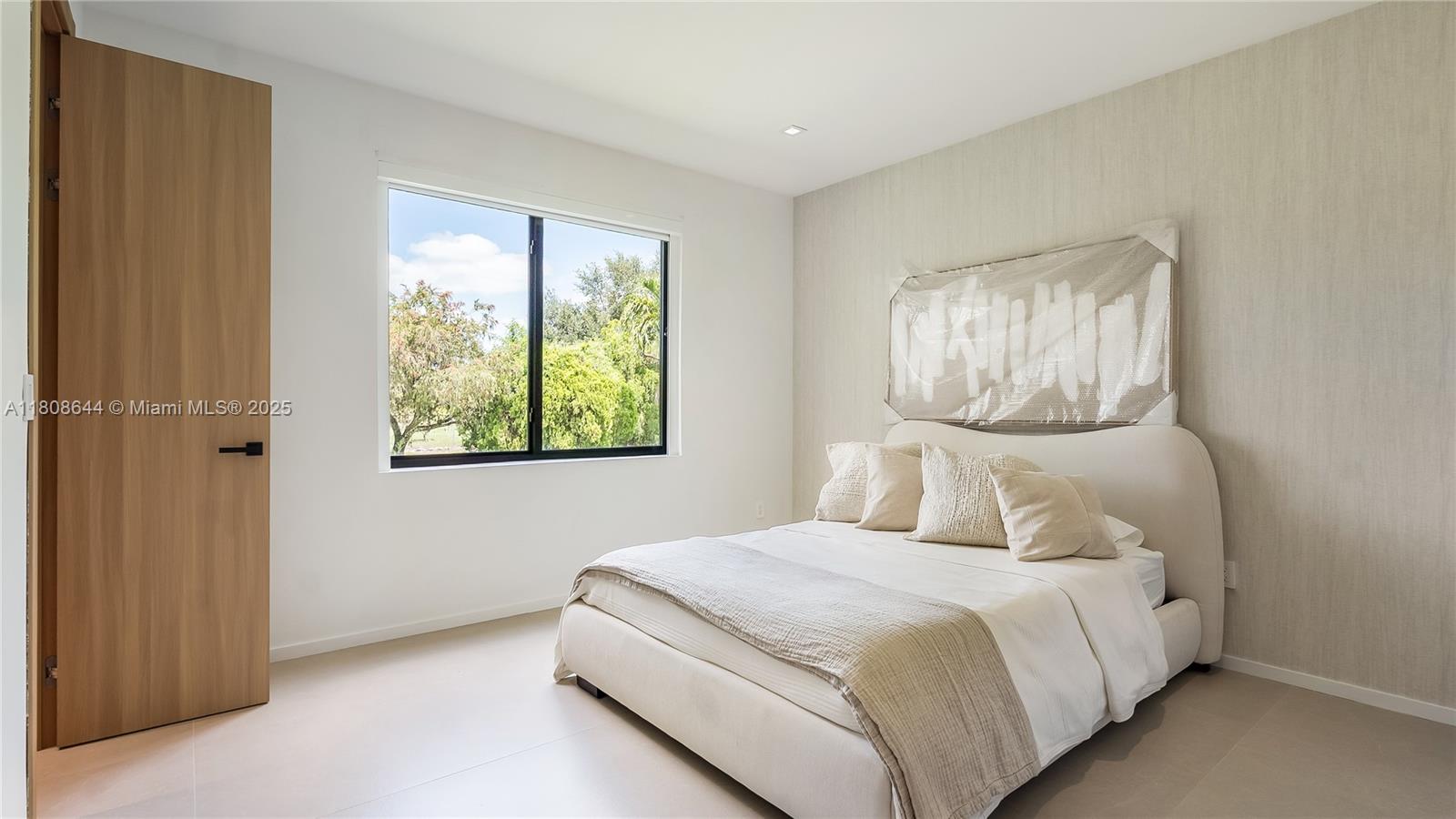 REDLANDS - Residential