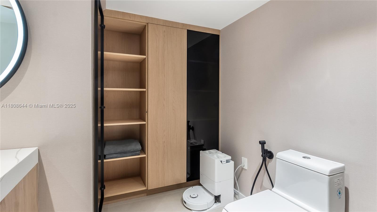 REDLANDS - Residential