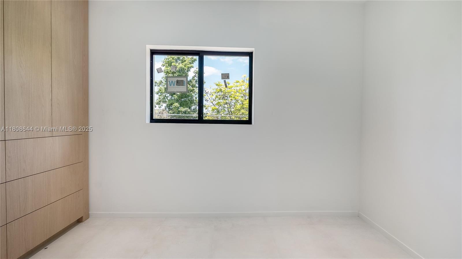 REDLANDS - Residential