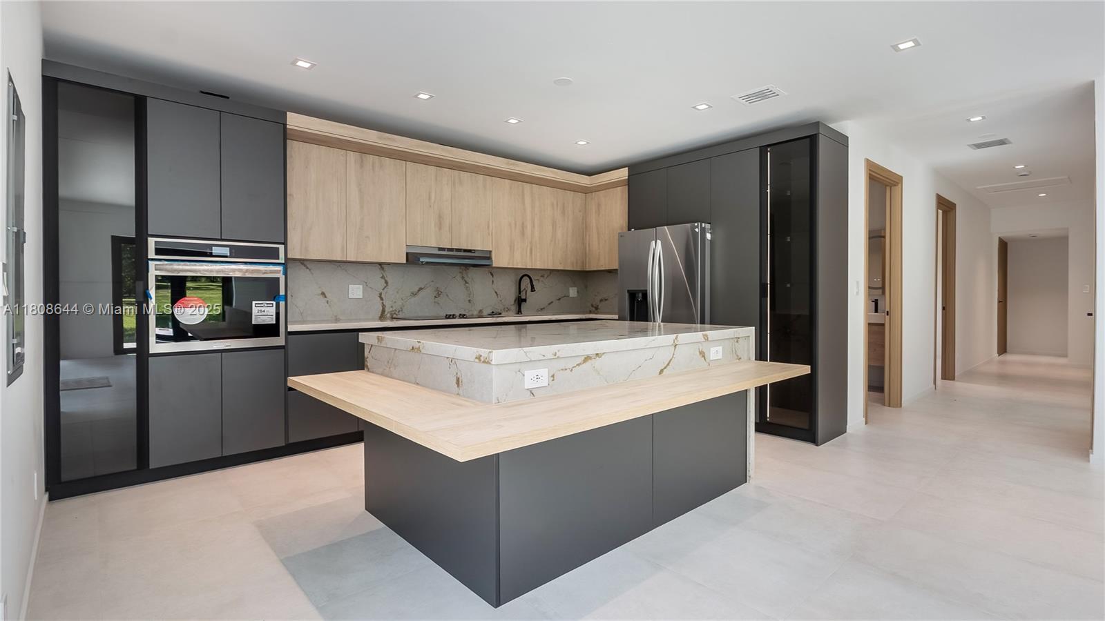 REDLANDS - Residential