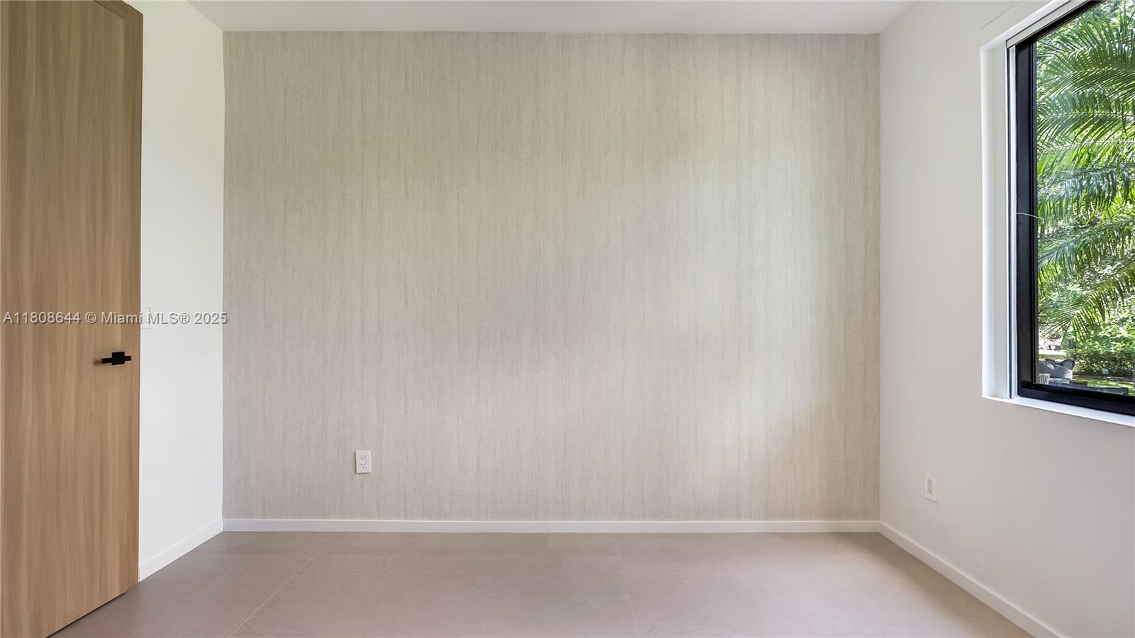 REDLANDS - Residential