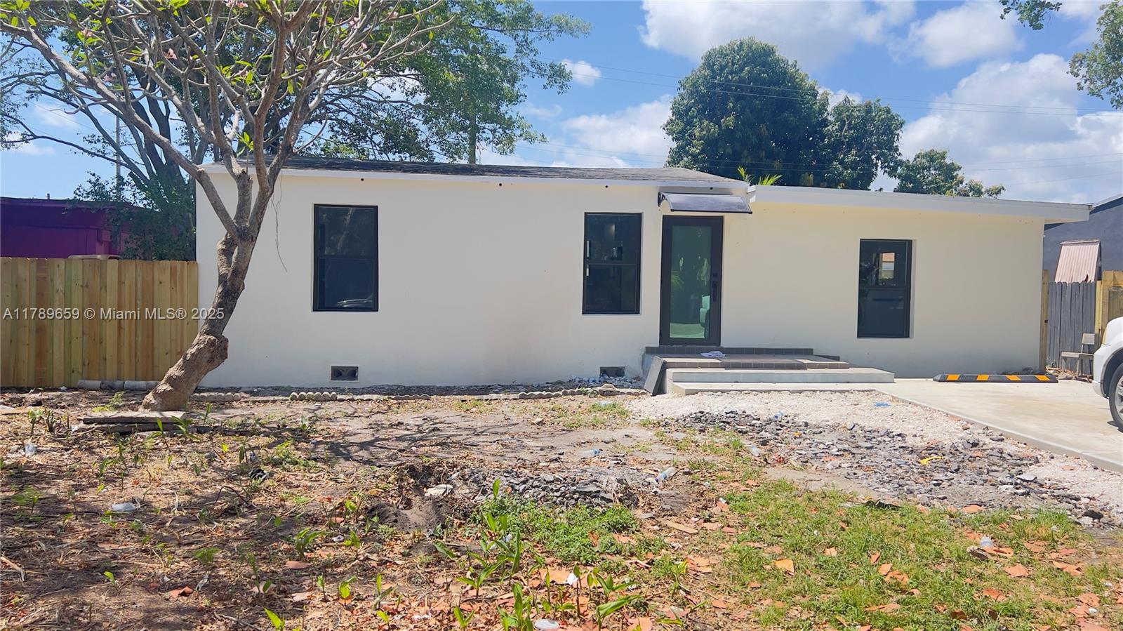 Rental Property at 2106 Plunkett Ct, Hollywood, Broward County, Florida - Bedrooms: 3 
Bathrooms: 2  - $2,999 MO.