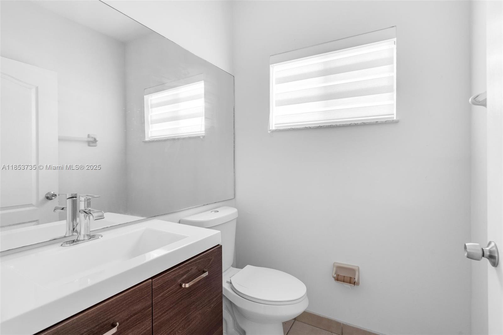 POD 14 AT MONARCH LAKES - Residential