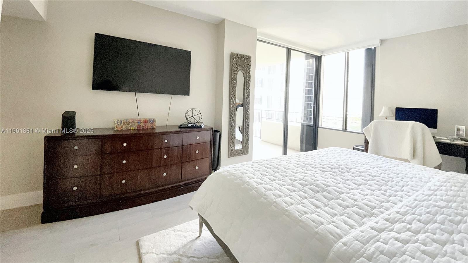 BRICKELL KEY ONE CONDO - Residential Lease