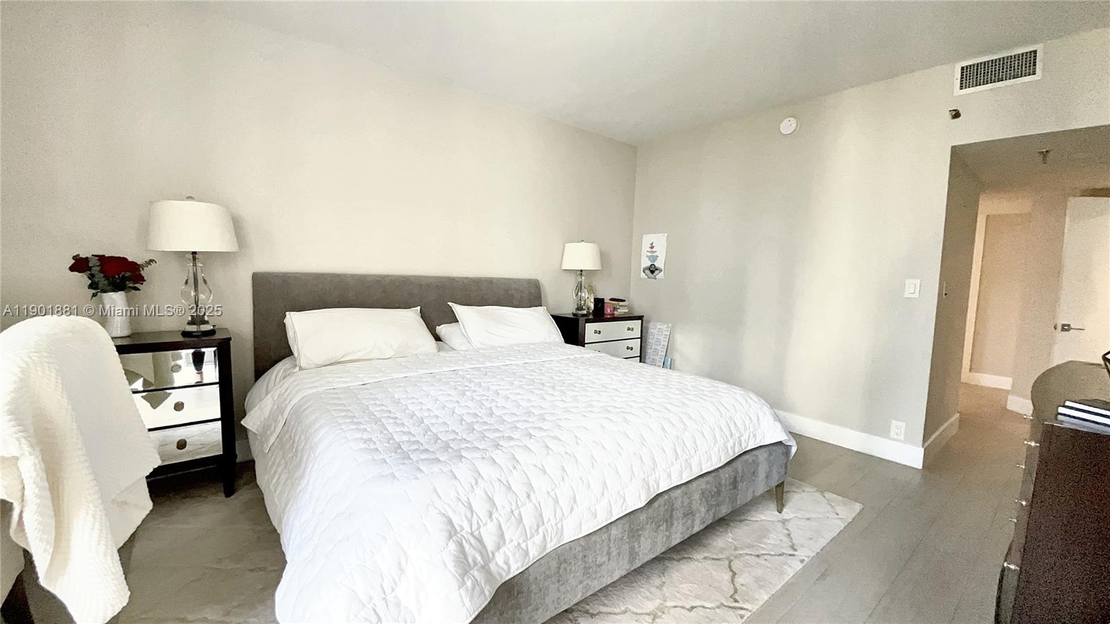 BRICKELL KEY ONE CONDO - Residential Lease