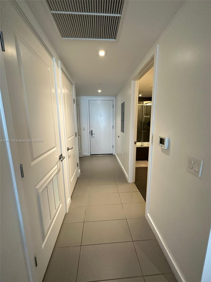 CANVAS CONDO - Residential