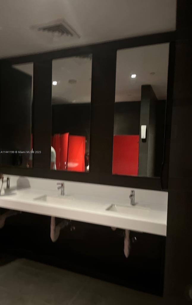 CANVAS CONDO - Residential