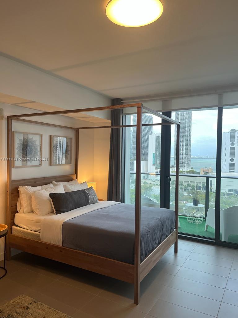 CANVAS CONDO - Residential