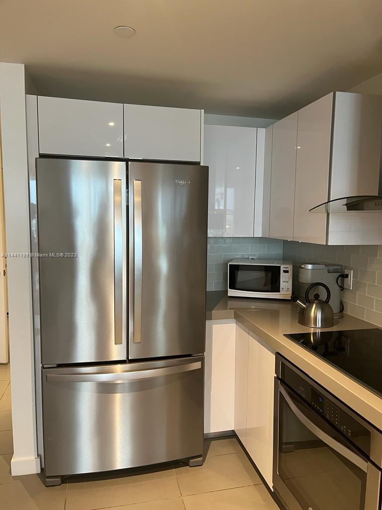 CANVAS CONDO - Residential