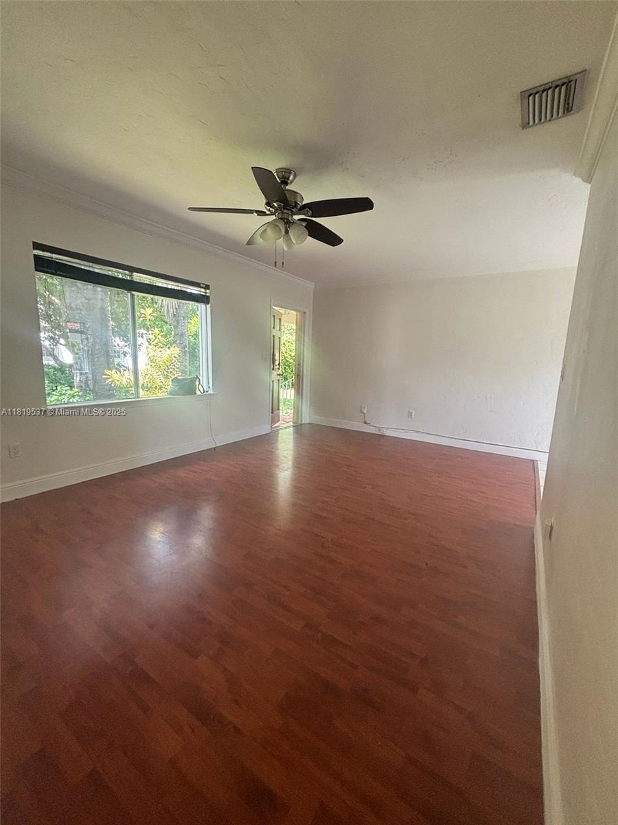 BISCAYNE LAWN EXTENSION - Residential Lease