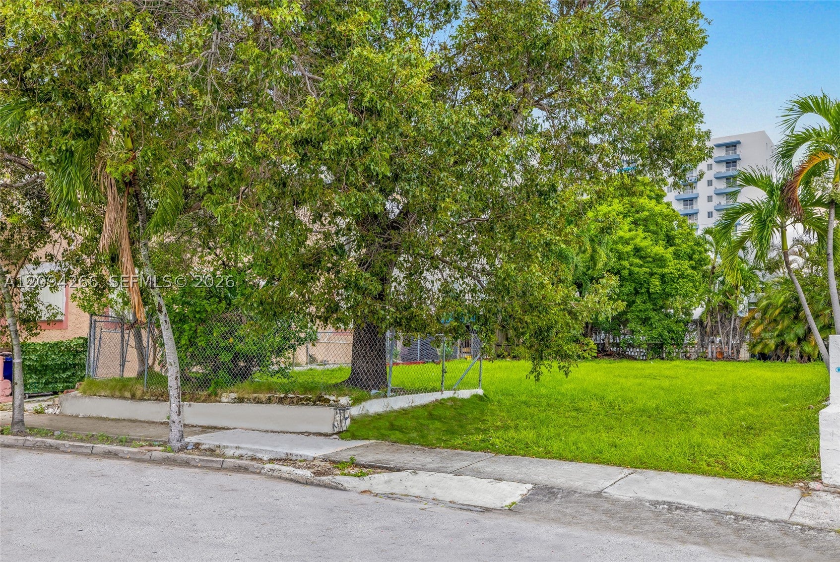 427 SW 13th Ave