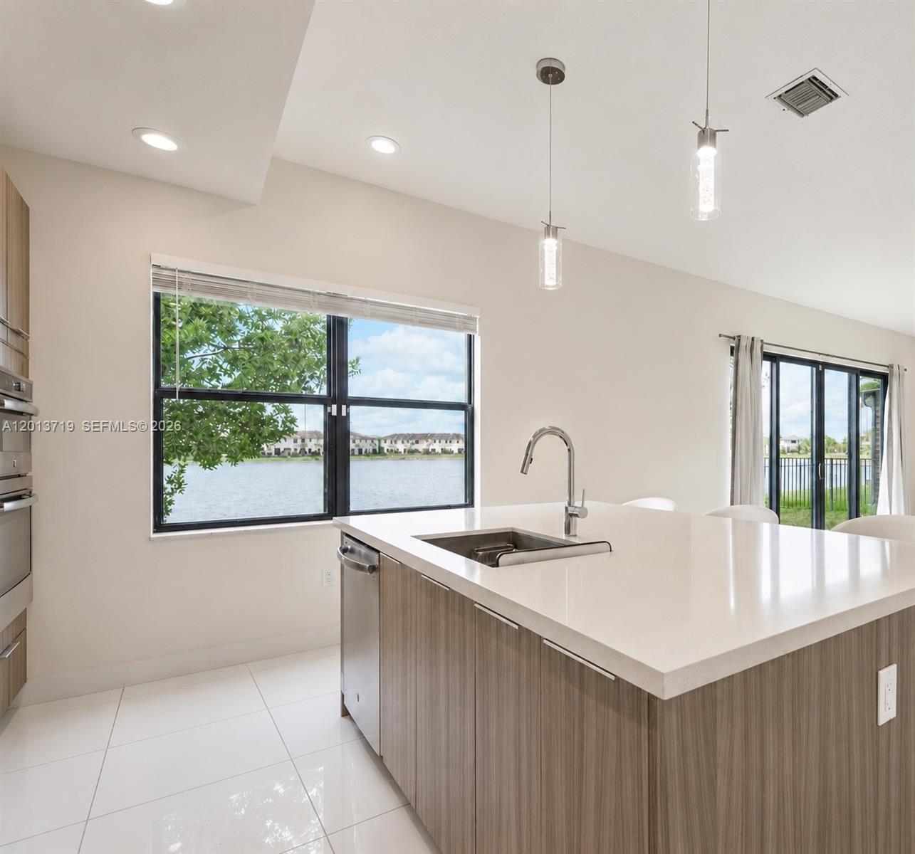DUNNWOODY LAKE - Residential Lease