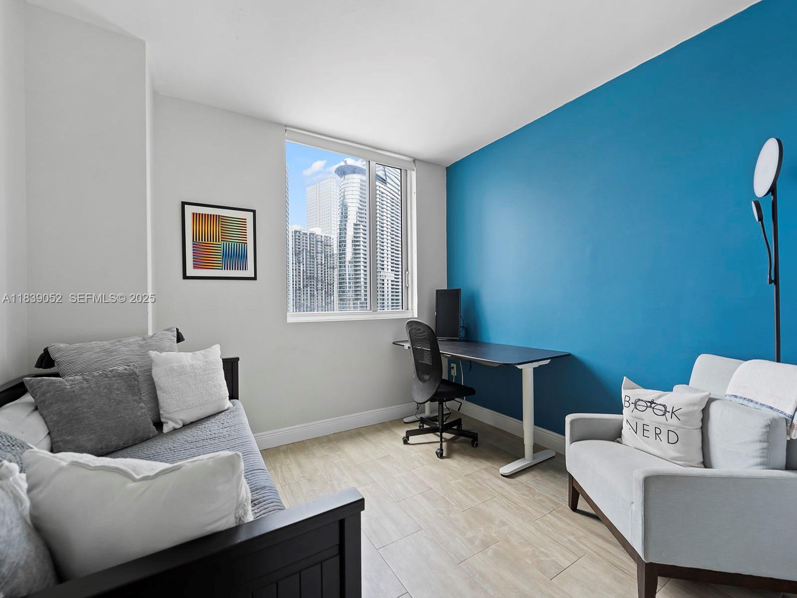 500 BRICKELL EAST CONDO - Residential