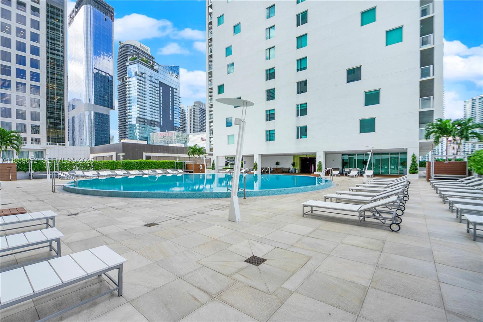 500 BRICKELL EAST CONDO - Residential