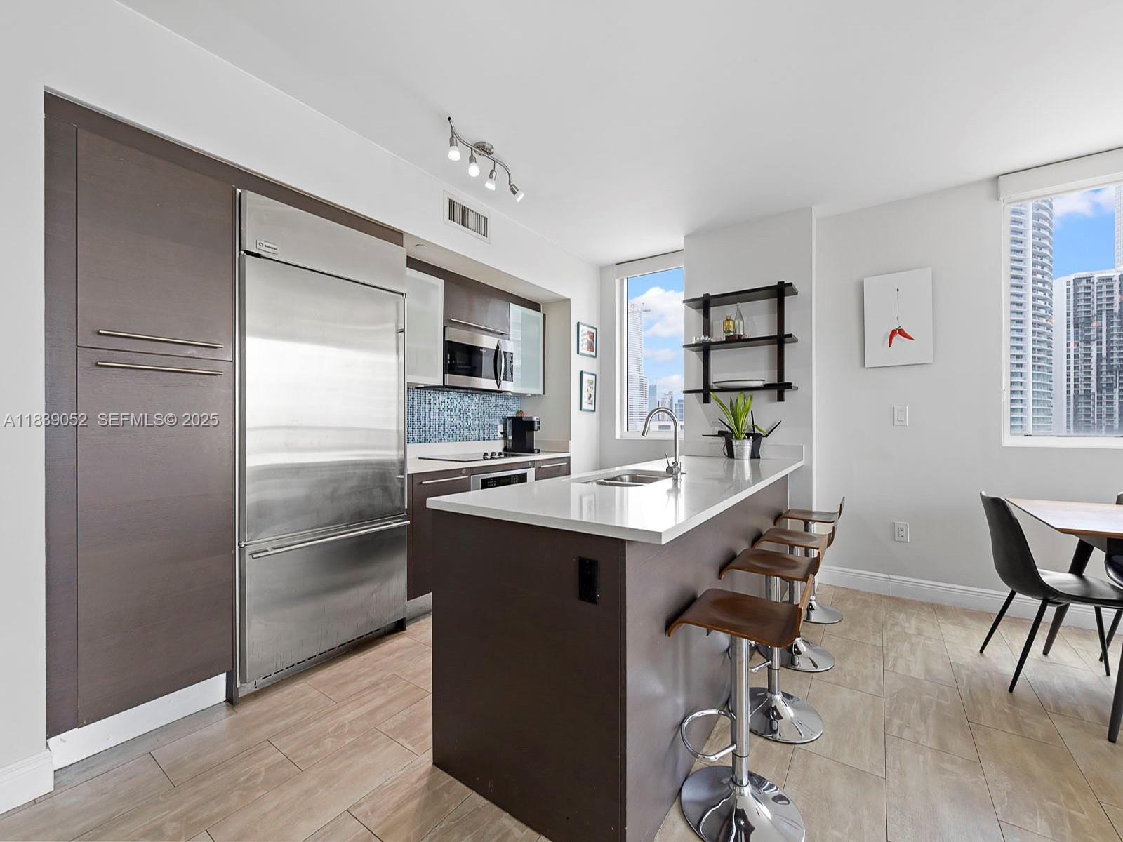 500 BRICKELL EAST CONDO - Residential