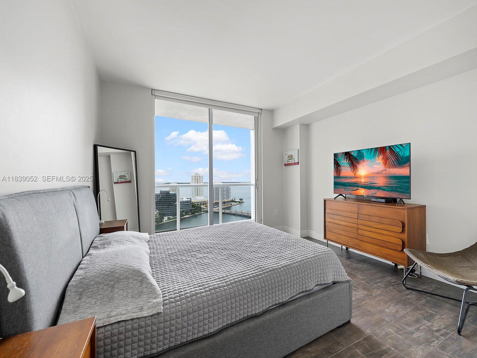 500 BRICKELL EAST CONDO - Residential