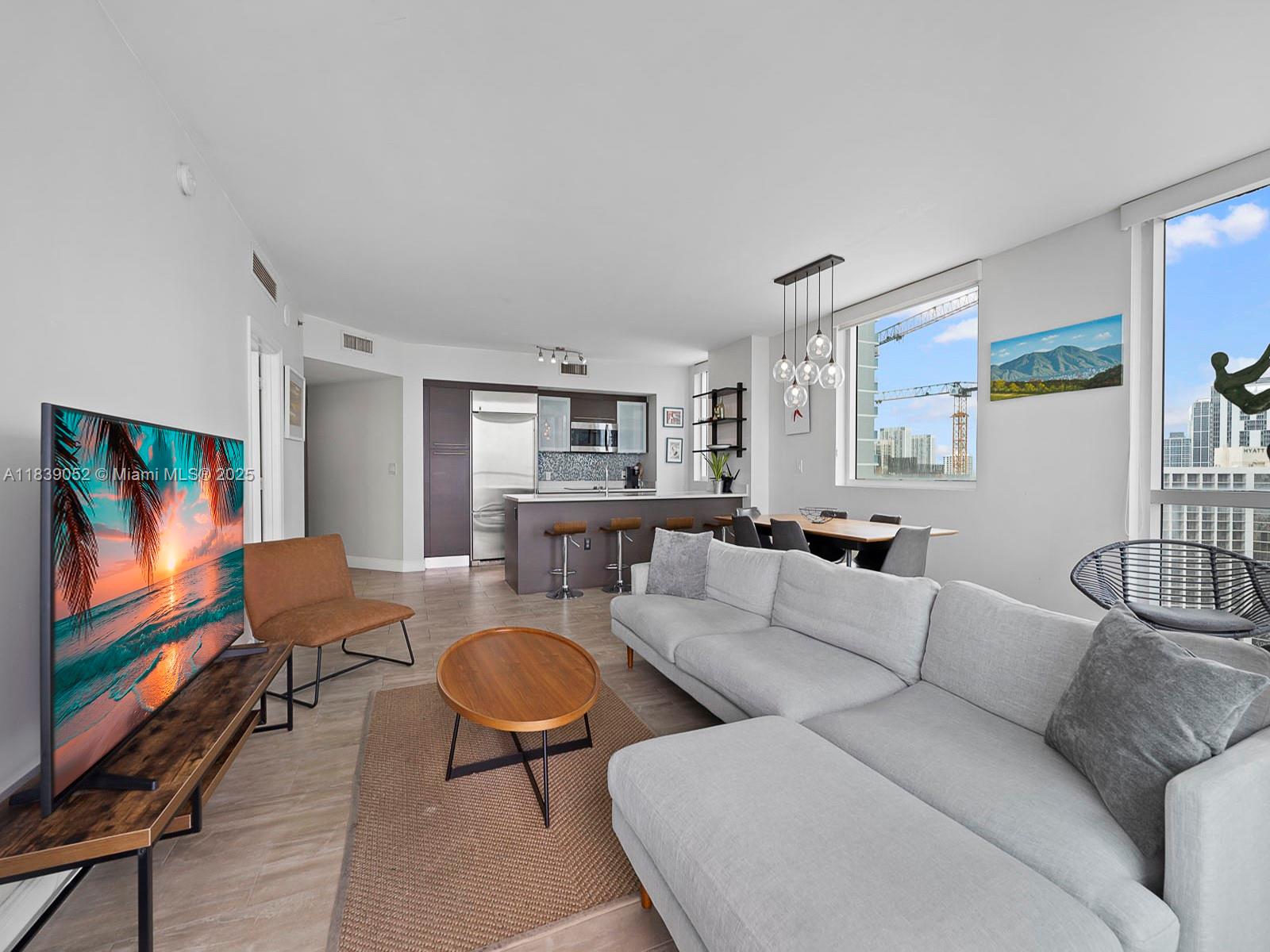 500 BRICKELL EAST CONDO - Residential