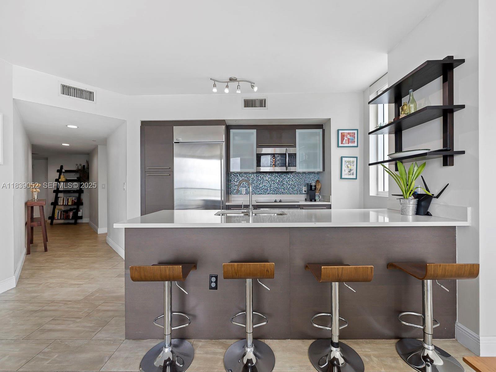 500 BRICKELL EAST CONDO - Residential