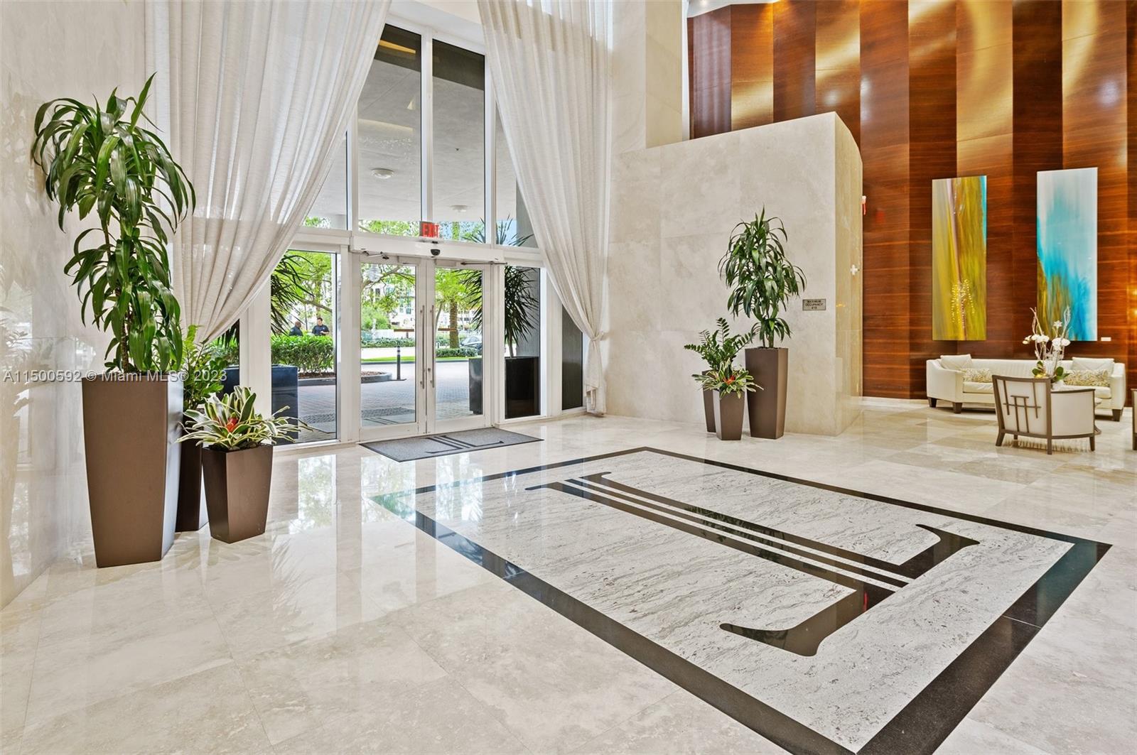 TDR TOWER III CONDO - Residential