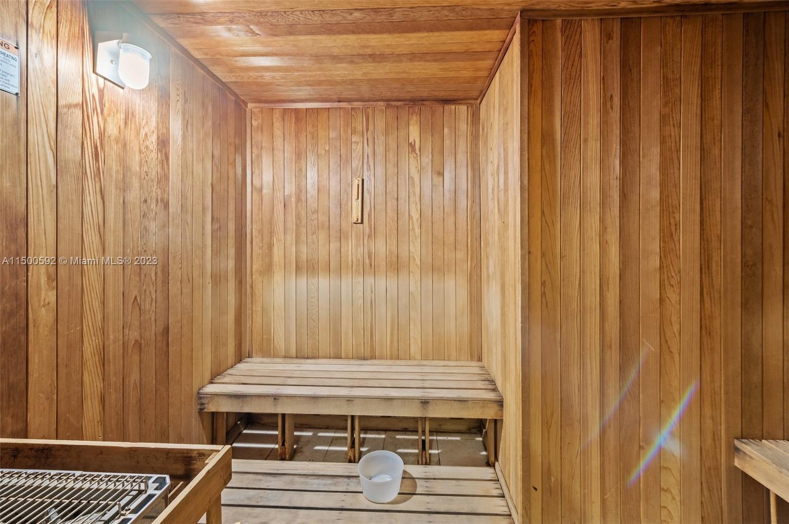 TDR TOWER III CONDO - Residential