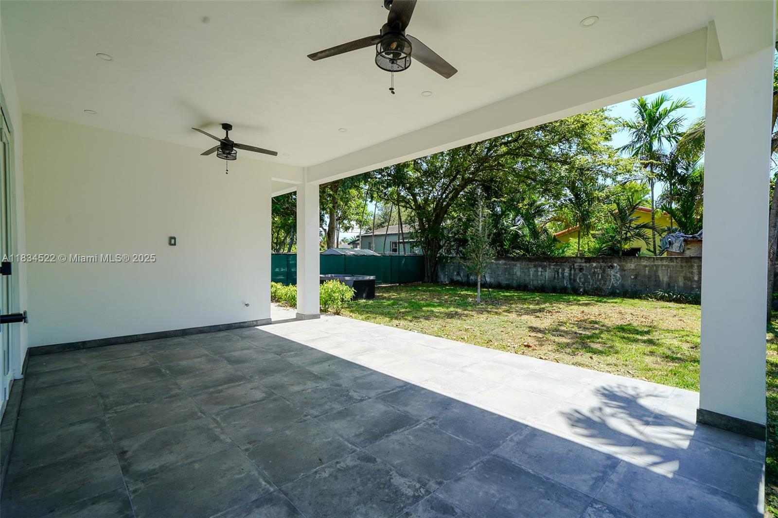 112 NW 24th Ct 0