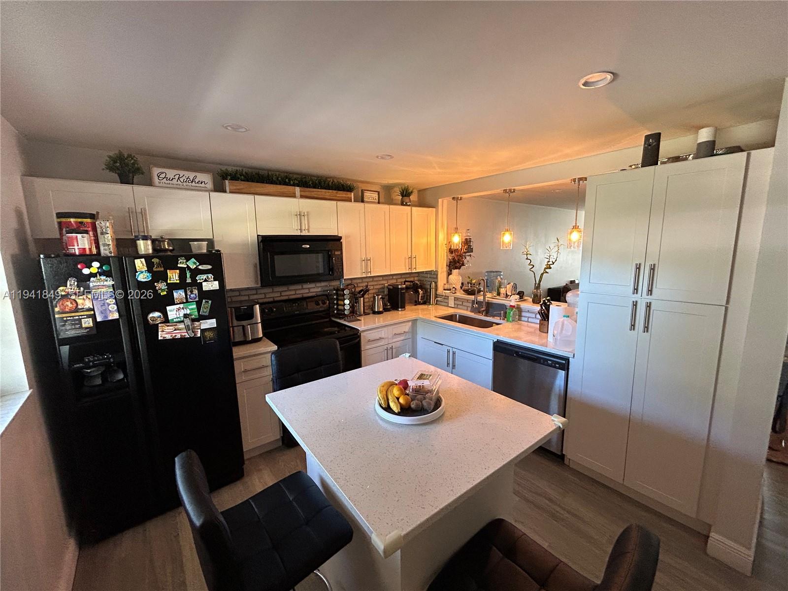 VILLAS AT CARRIAGE HILLS - Residential Lease