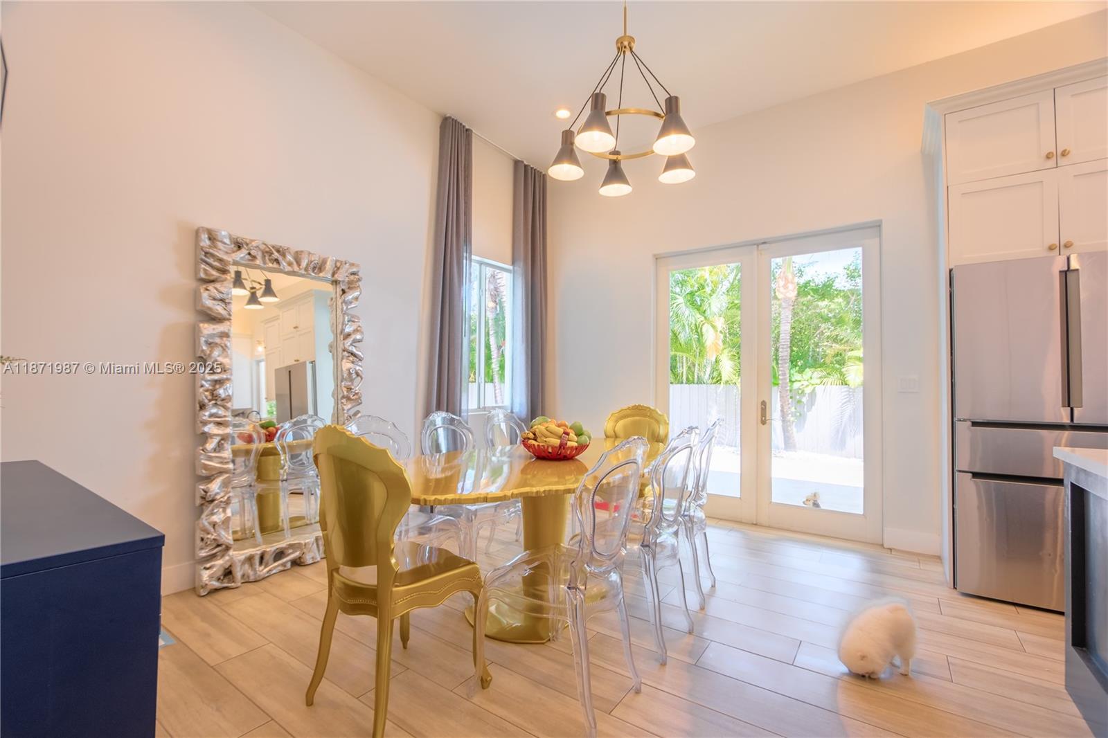 GROVES EXTENSION - Residential